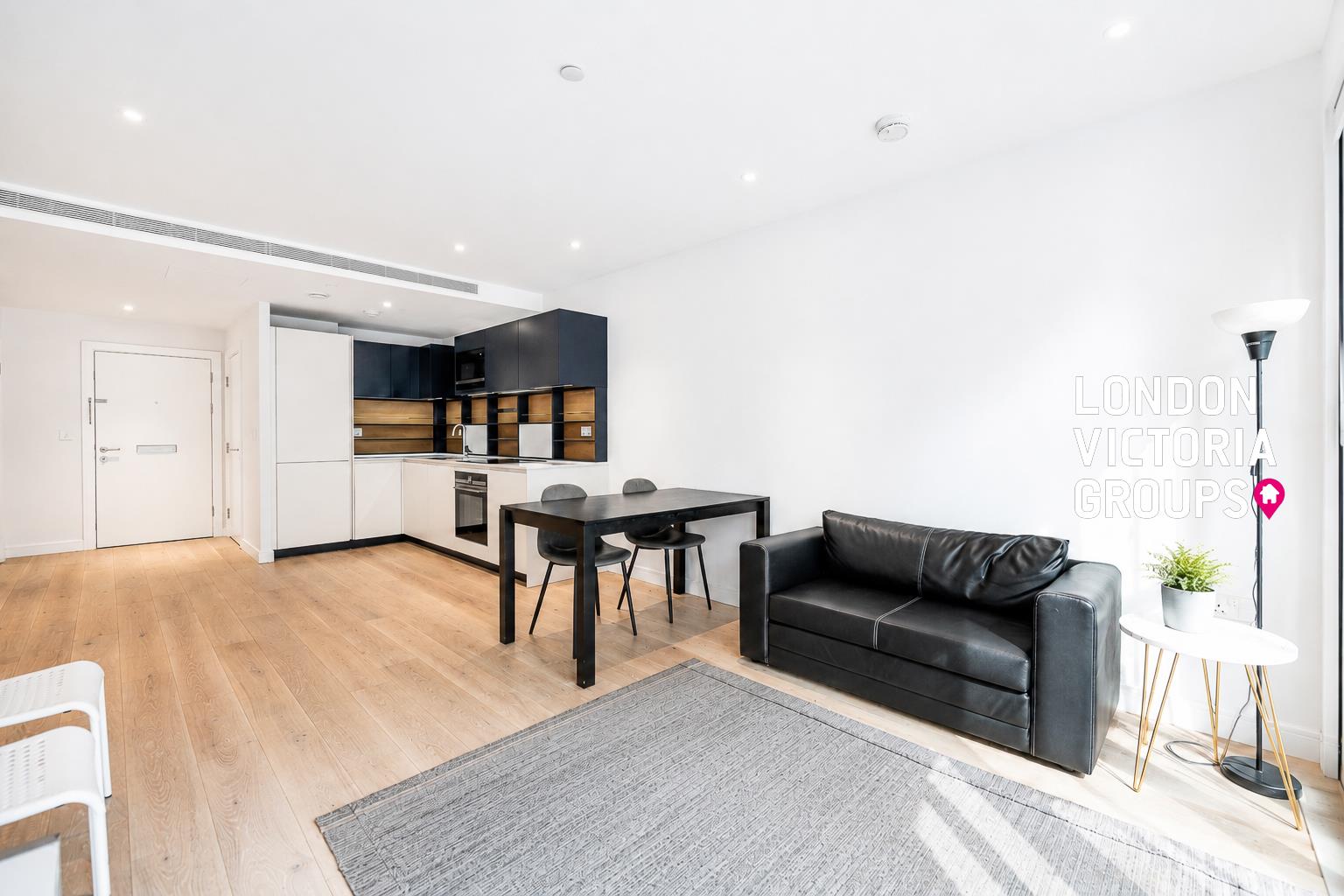 1 bed property in Fairview House, 2 Lockgate Road, London